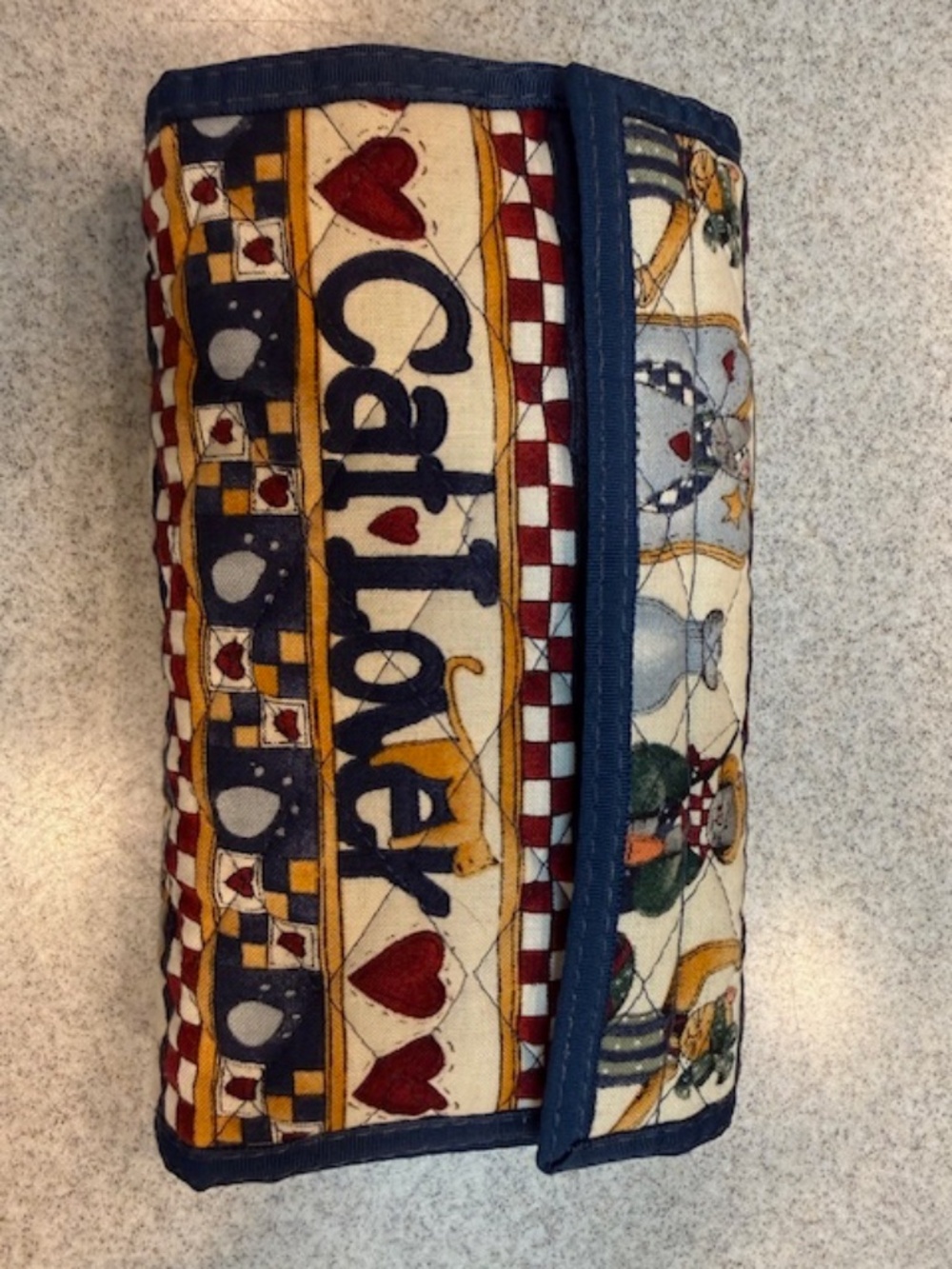 CAT LOVER Wallet BORDER STRIPED HEARTS CALICO FABRIC BY HI-FASHION FABRICS INC.